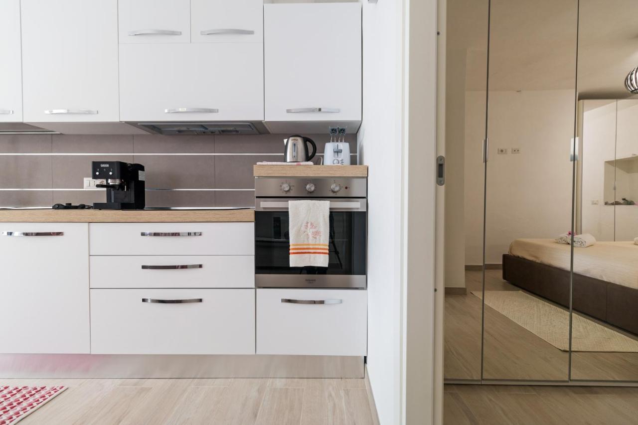 Purple Flower Suite Apartment カーラゴノネ エクステリア 写真